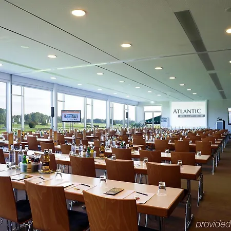 Atlantic Galopprennbahn Hotel 4*